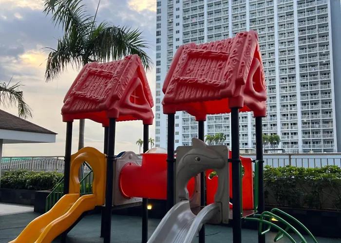 Coast Roxas Blvd Near Moa Arena Ikea 1br With Netflix Hbomax Veranda Apartamento